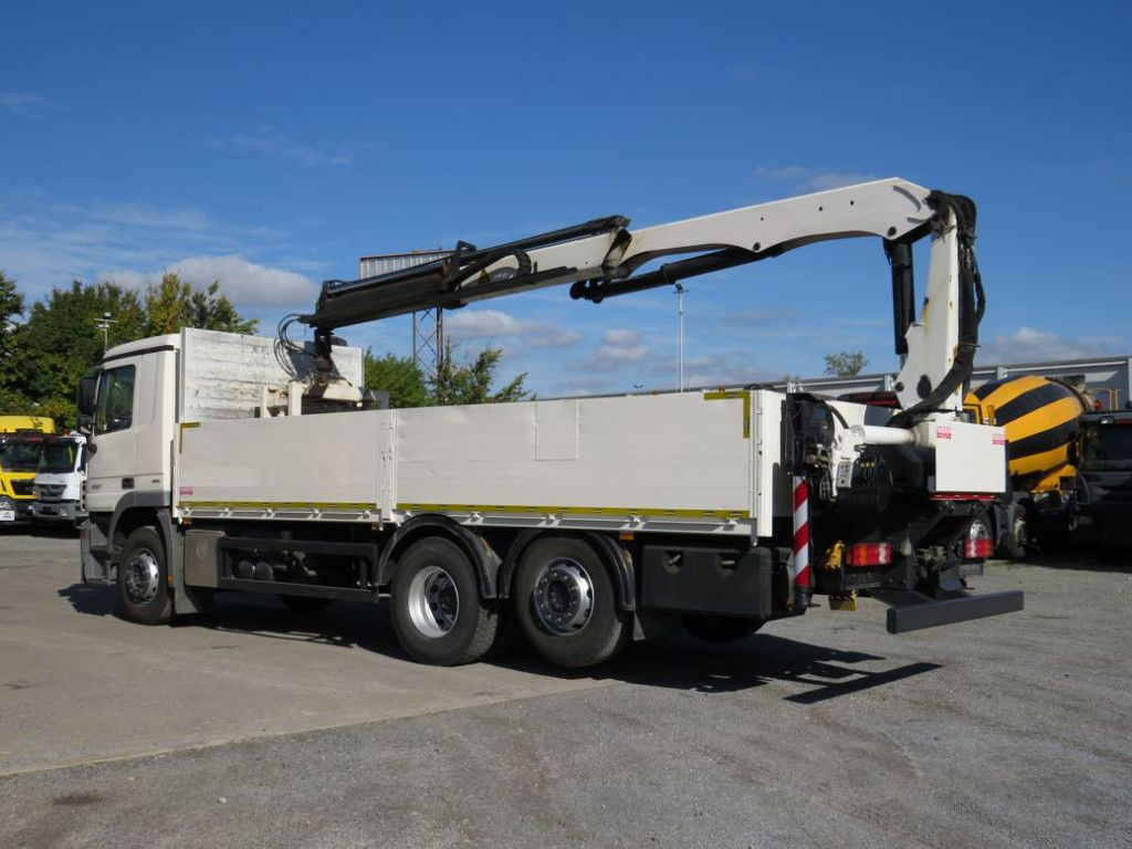 Mercedes-Benz Actros 2541 L6x2 Pritsche Heckkran Funk - Camion grue, Camion plateau: photos 4 Mercedes-Benz Actros 2541 L6x2 Pritsche Heckkran Funk - Camion grue, Camion plateau: photos 4