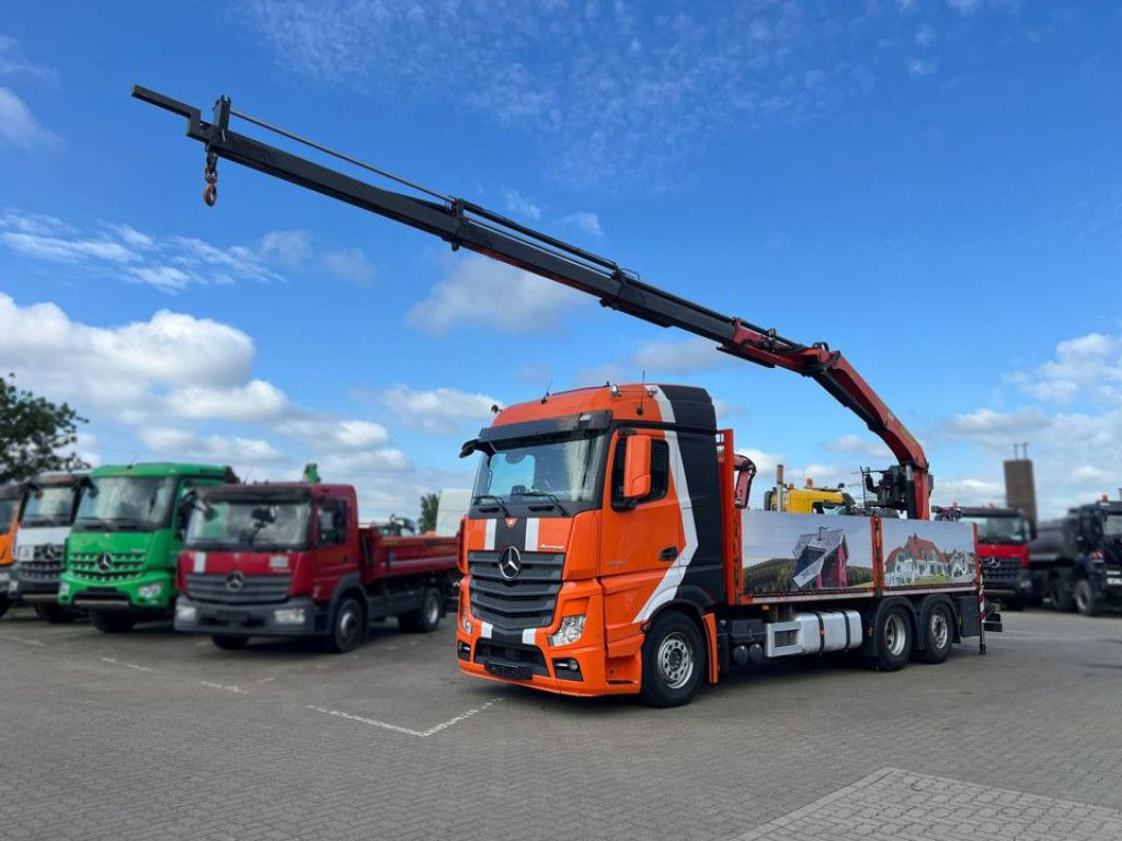 Mercedes-Benz Actros 2648 L 6x2 Pritsche Heckkran 3xhydr.Aussc - Camion grue: photos 1 Mercedes-Benz Actros 2648 L 6x2 Pritsche Heckkran 3xhydr.Aussc - Camion grue: photos 1