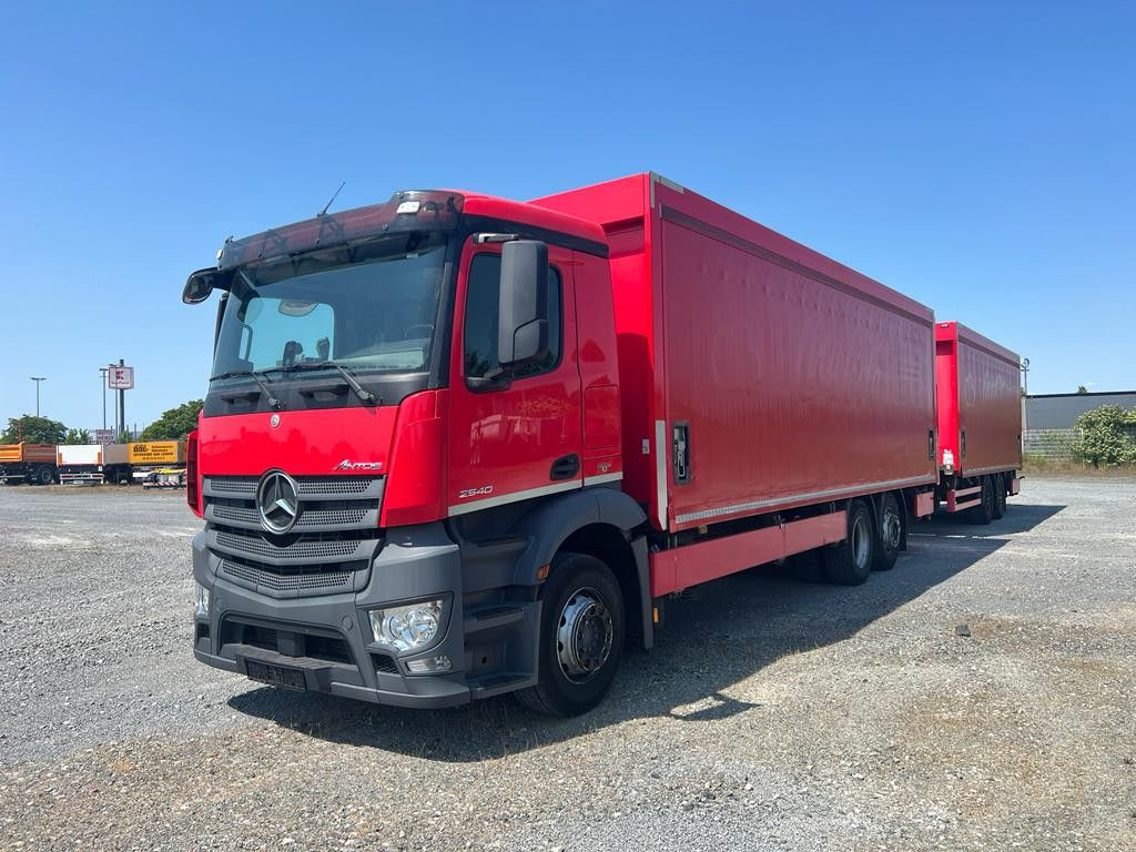 Mercedes-Benz Antos 2540 L 6x2 Pritsche LBW Coca Cola - Camion à rideaux coulissants: photos 1 Mercedes-Benz Antos 2540 L 6x2 Pritsche LBW Coca Cola - Camion à rideaux coulissants: photos 1