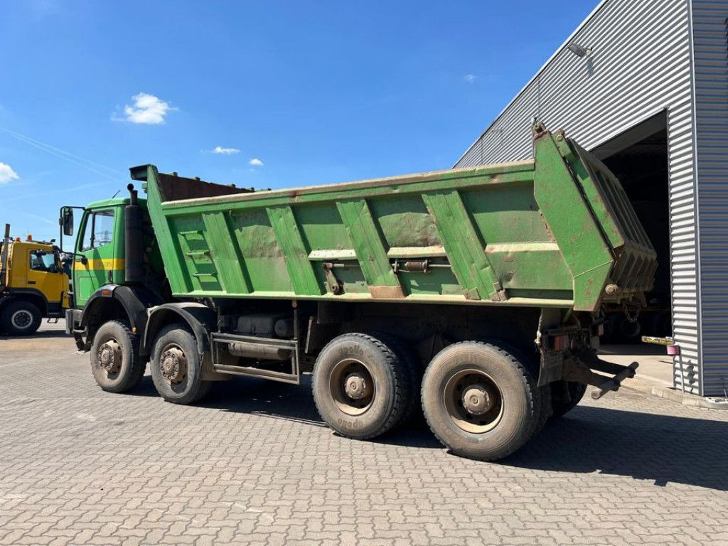 Mercedes-Benz SK 3535 AK 8x8 4 Achs Muldenkipper Meiller Deuts - Camion benne: photos 3 Mercedes-Benz SK 3535 AK 8x8 4 Achs Muldenkipper Meiller Deuts - Camion benne: photos 3