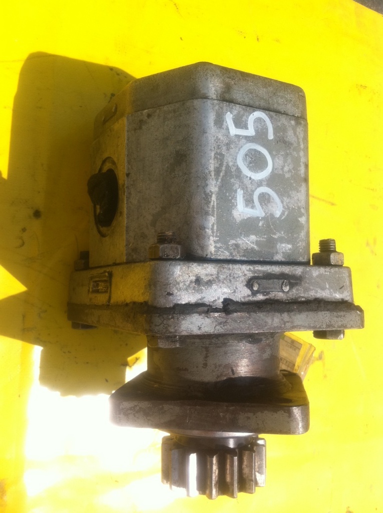 PZ2-40 - Pompe hydraulique pour Engins de chantier: photos 1 PZ2-40 - Pompe hydraulique pour Engins de chantier: photos 1