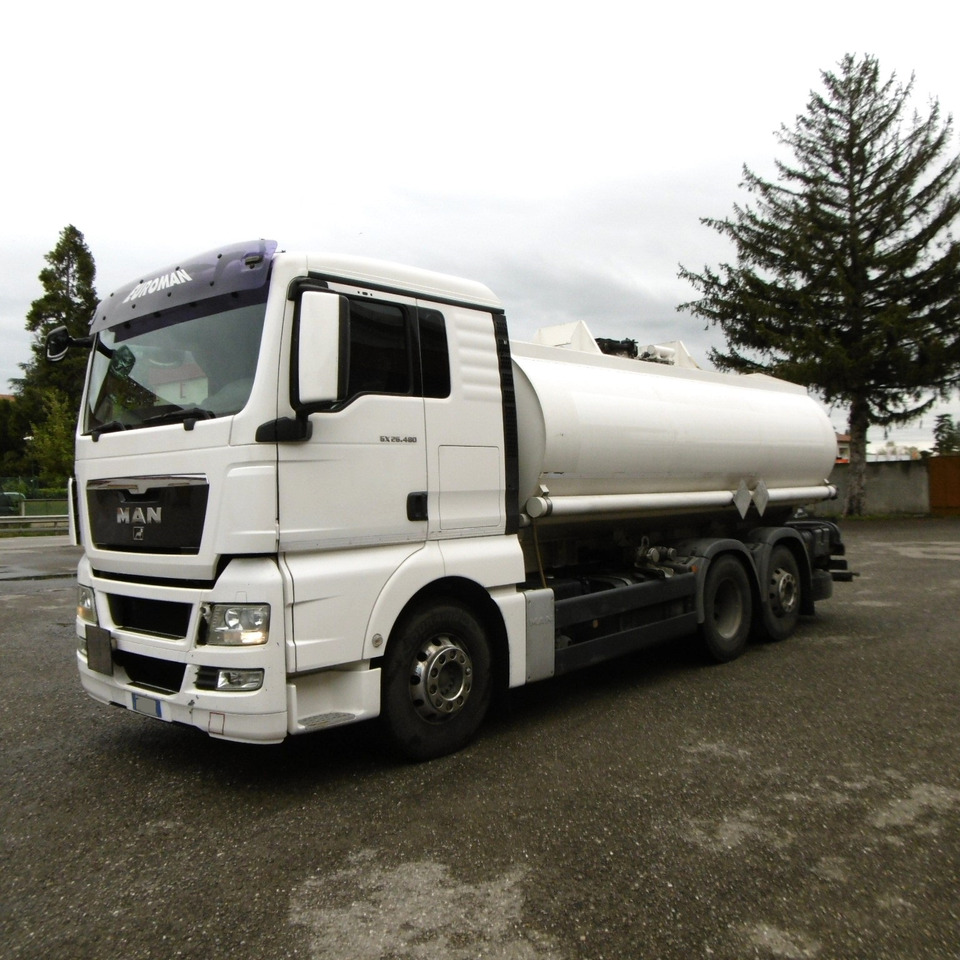 MAN 26.480 Diesel Distribution tank - Camion citerne: photos 3 MAN 26.480 Diesel Distribution tank - Camion citerne: photos 3