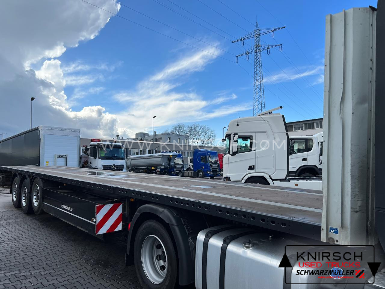 SCHWARZMUELLER Plateau Auflieger J-3A-125 - Semi-remorque plateau: photos 2 SCHWARZMUELLER Plateau Auflieger J-3A-125 - Semi-remorque plateau: photos 2