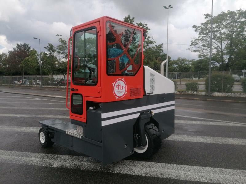 Amlift C40-12/55 - Chariot multidirectionnel: photos 5 Amlift C40-12/55 - Chariot multidirectionnel: photos 5