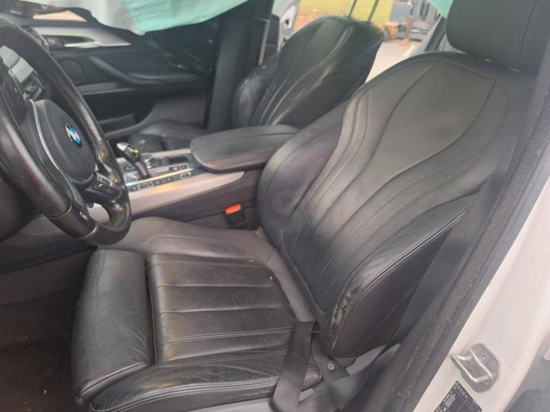 BMW X5 - SUV: photos 5 BMW X5 - SUV: photos 5