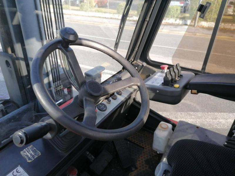 Mora M180C - Chariot élévateur à gaz: photos 4 Mora M180C - Chariot élévateur à gaz: photos 4