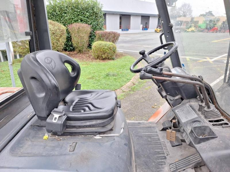 Chariot élévateur diesel Toyota 02-7FD40: photos 9
