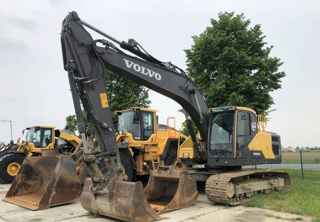 Volvo EC220EL - Pelle sur chenille: photos 1 Volvo EC220EL - Pelle sur chenille: photos 1