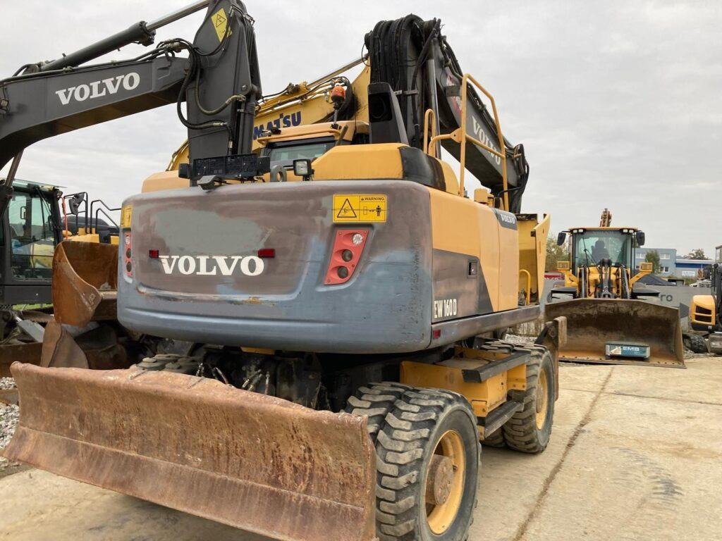 Volvo EW160D - Pelle sur pneus: photos 3 Volvo EW160D - Pelle sur pneus: photos 3