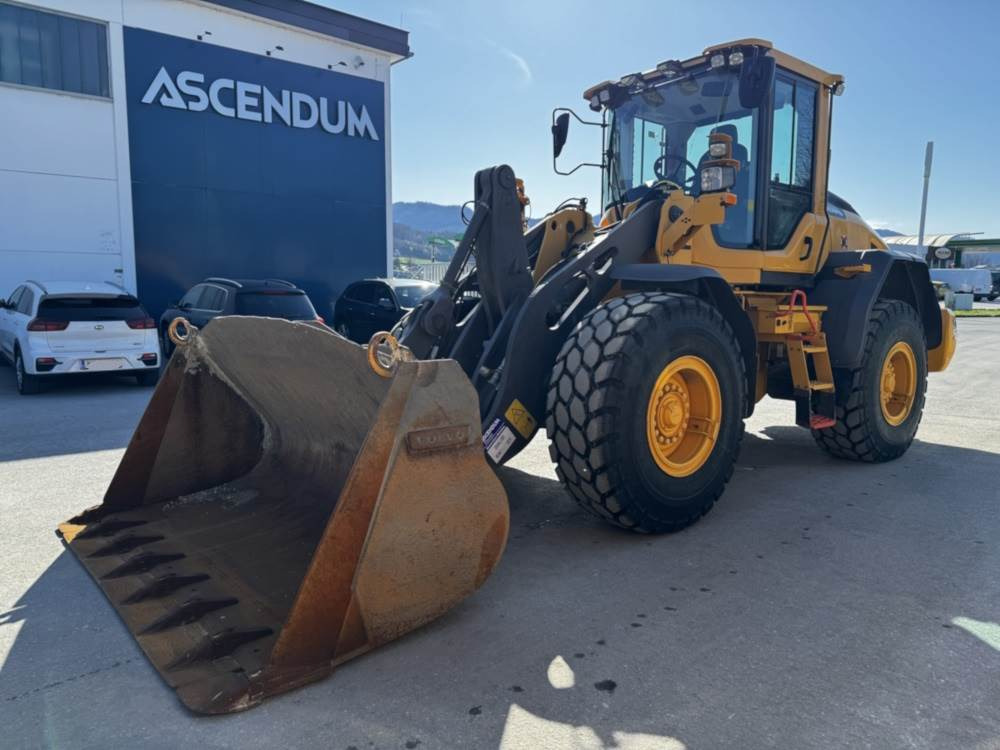 Volvo L90H - Chargeuse sur pneus: photos 4 Volvo L90H - Chargeuse sur pneus: photos 4