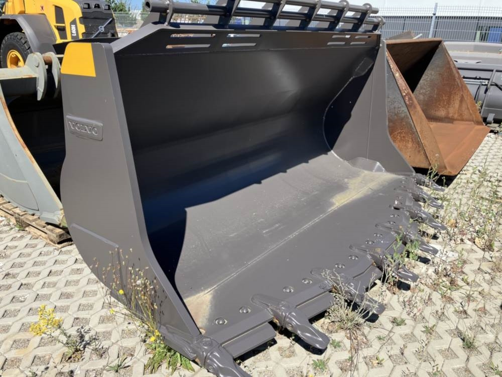 Volvo Schaufel mit Zähnen - Godet: photos 1 Volvo Schaufel mit Zähnen - Godet: photos 1