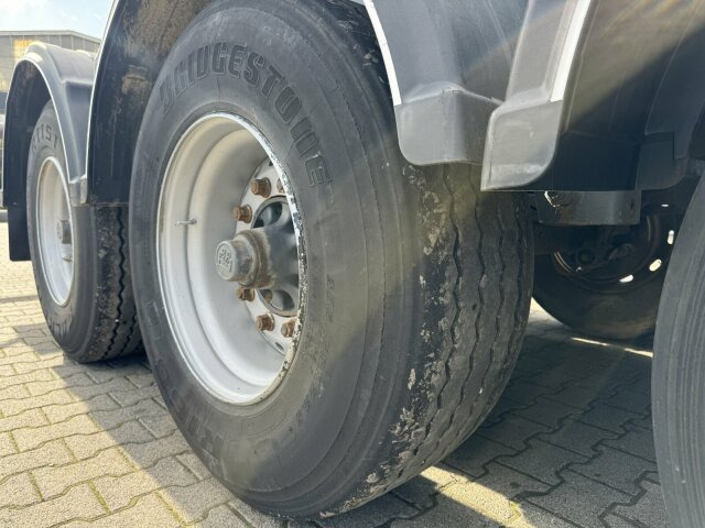 BLUMHARDT SAL.40.24 Holztransporter 3 Achse - Remorque grumier: photos 5 BLUMHARDT SAL.40.24 Holztransporter 3 Achse - Remorque grumier: photos 5