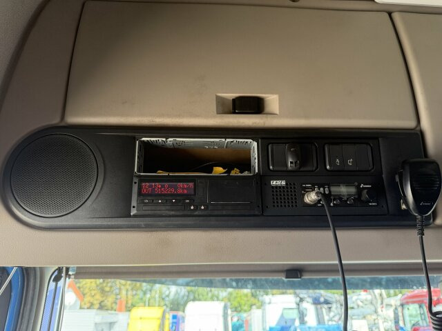 DAF XF 480 Pritsche Kran Plafinger 21000L - Camion plateau, Camion grue: photos 3 DAF XF 480 Pritsche Kran Plafinger 21000L - Camion plateau, Camion grue: photos 3