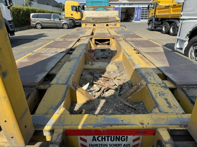 Faymonville F-S44-1ALN Multimax Radmulden Ausziehbar 69,8 T - Semi-remorque surbaissé: photos 5 Faymonville F-S44-1ALN Multimax Radmulden Ausziehbar 69,8 T - Semi-remorque surbaissé: photos 5