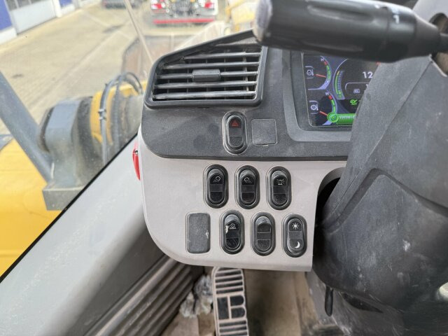 Komatsu WA 470-7 Radlader 24 Ton Schaufel 4.5 m³ *Waage - Chargeuse sur pneus: photos 4 Komatsu WA 470-7 Radlader 24 Ton Schaufel 4.5 m³ *Waage - Chargeuse sur pneus: photos 4