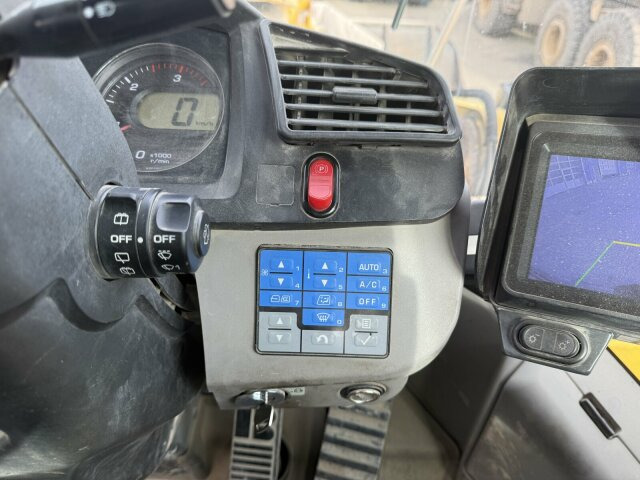 Komatsu WA 470-7 Radlader 24 Ton Schaufel 4.5 m³ *Waage - Chargeuse sur pneus: photos 5 Komatsu WA 470-7 Radlader 24 Ton Schaufel 4.5 m³ *Waage - Chargeuse sur pneus: photos 5