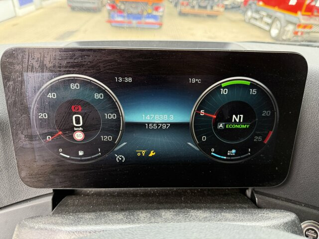 Mercedes-Benz ACTROS 2543 6x2 Wechselaufbau BDF AHK 2 Betten - Camion porte-conteneur/ Caisse mobile: photos 2 Mercedes-Benz ACTROS 2543 6x2 Wechselaufbau BDF AHK 2 Betten - Camion porte-conteneur/ Caisse mobile: photos 2