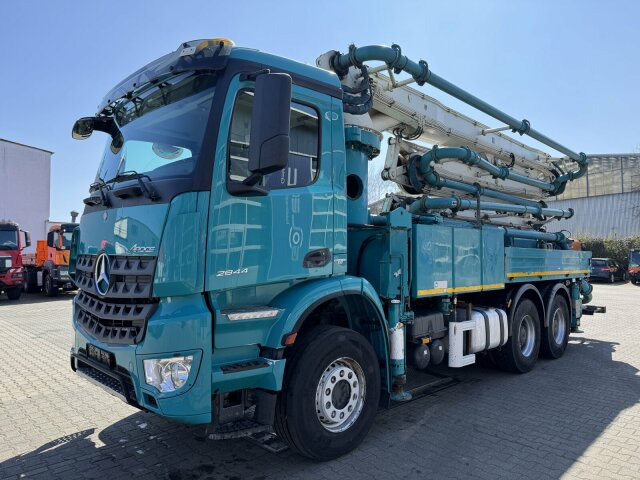 Camion pompe Mercedes-Benz AROCS 2844 6x4 Euro 6 Betonpumpe SERMAC 5Z33: photos 8