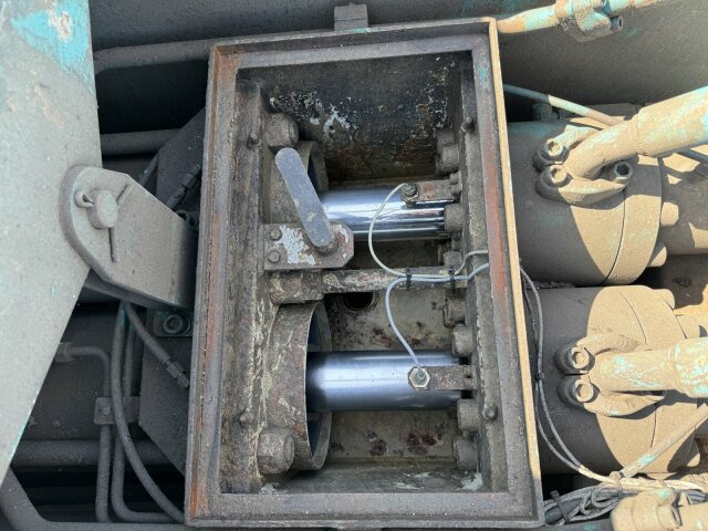 Camion pompe Mercedes-Benz AROCS 2844 6x4 Euro 6 Betonpumpe SERMAC 5Z33: photos 14
