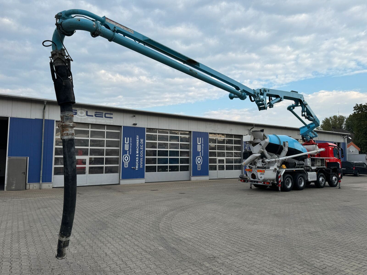 Camion pompe Mercedes-Benz AROCS 3243 8x4 Euro 6 Pumi Putzmeister TMM 24-3: photos 6