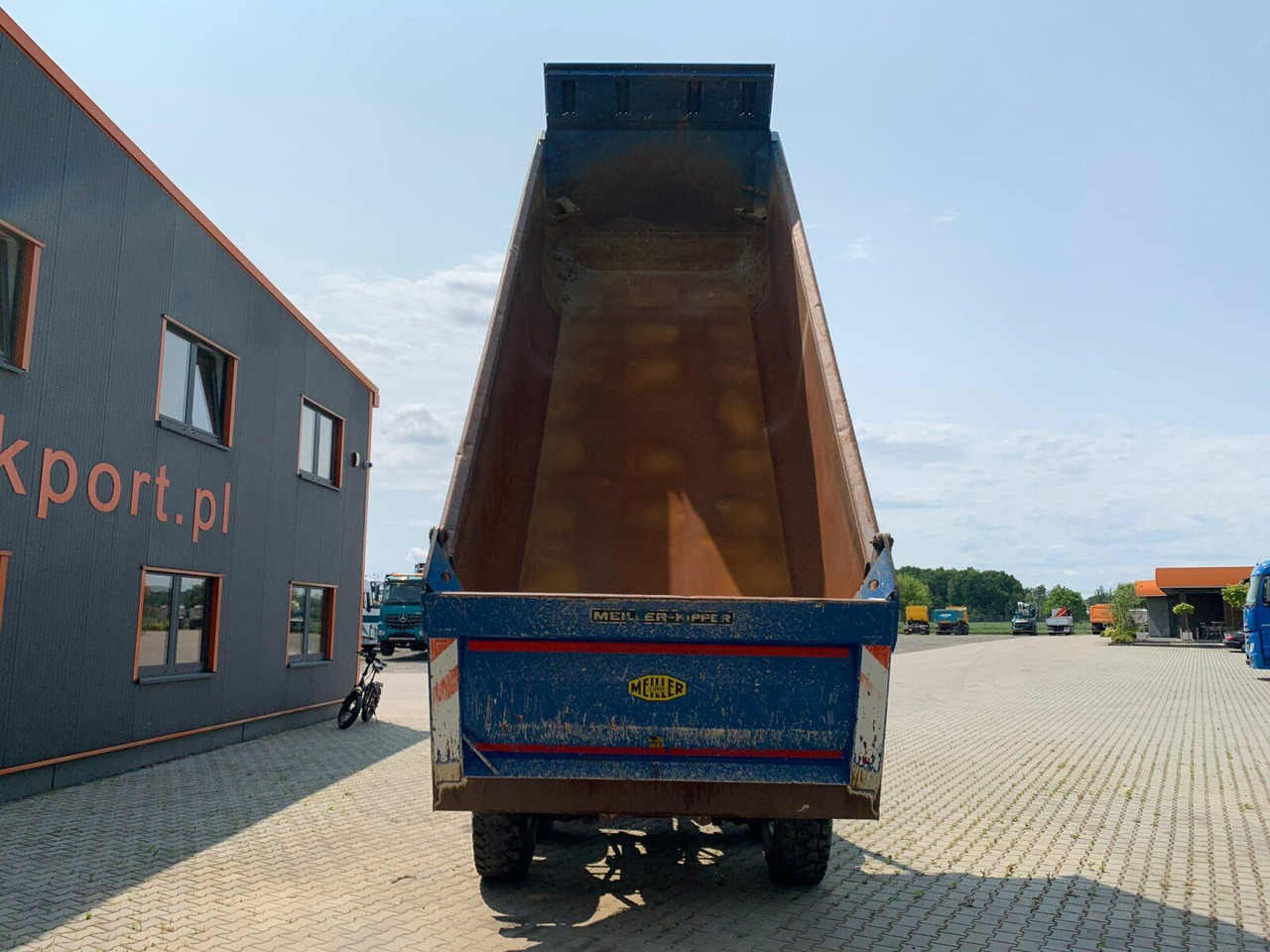 Camion benne Mercedes-Benz AROCS 4145 8x8 EURO6 Muldenkipper TOP!: photos 7