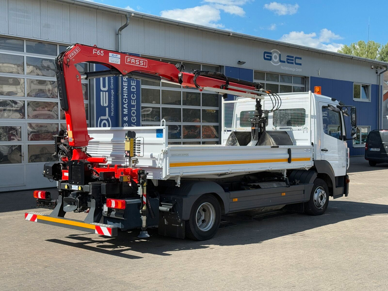 Mercedes-Benz ATEGO 818 4x2 Euro 6 Kipper Kran FASSI F65B.0.22 - Camion grue: photos 5 Mercedes-Benz ATEGO 818 4x2 Euro 6 Kipper Kran FASSI F65B.0.22 - Camion grue: photos 5