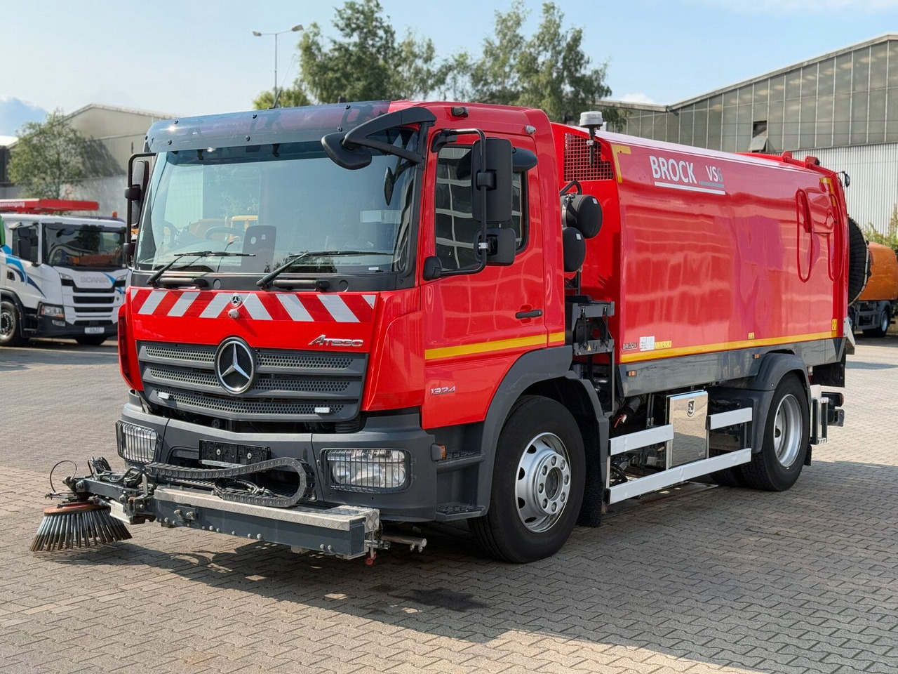 Mercedes-Benz Atego 1324 4x2 Kehrmaschine BROCK HD Anlage - Balayeuse de voirie: photos 2 Mercedes-Benz Atego 1324 4x2 Kehrmaschine BROCK HD Anlage - Balayeuse de voirie: photos 2