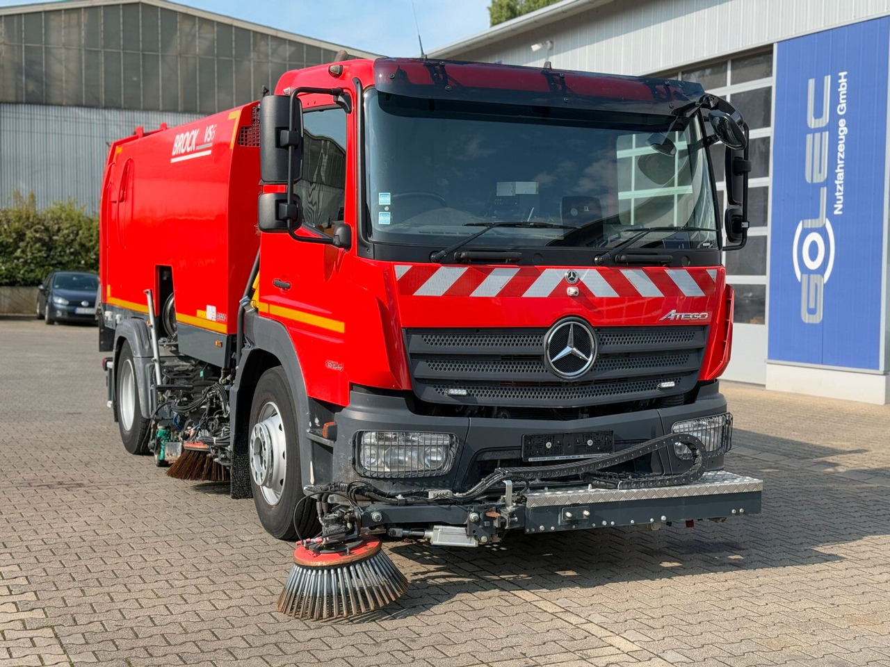 Mercedes-Benz Atego 1324 4x2 Kehrmaschine BROCK HD Anlage - Balayeuse de voirie: photos 1 Mercedes-Benz Atego 1324 4x2 Kehrmaschine BROCK HD Anlage - Balayeuse de voirie: photos 1