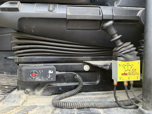 Mercedes-Benz ACTROS 1846 4x4 HAD Euro 6 Kipphydraulik - Tracteur routier: photos 5 Mercedes-Benz ACTROS 1846 4x4 HAD Euro 6 Kipphydraulik - Tracteur routier: photos 5