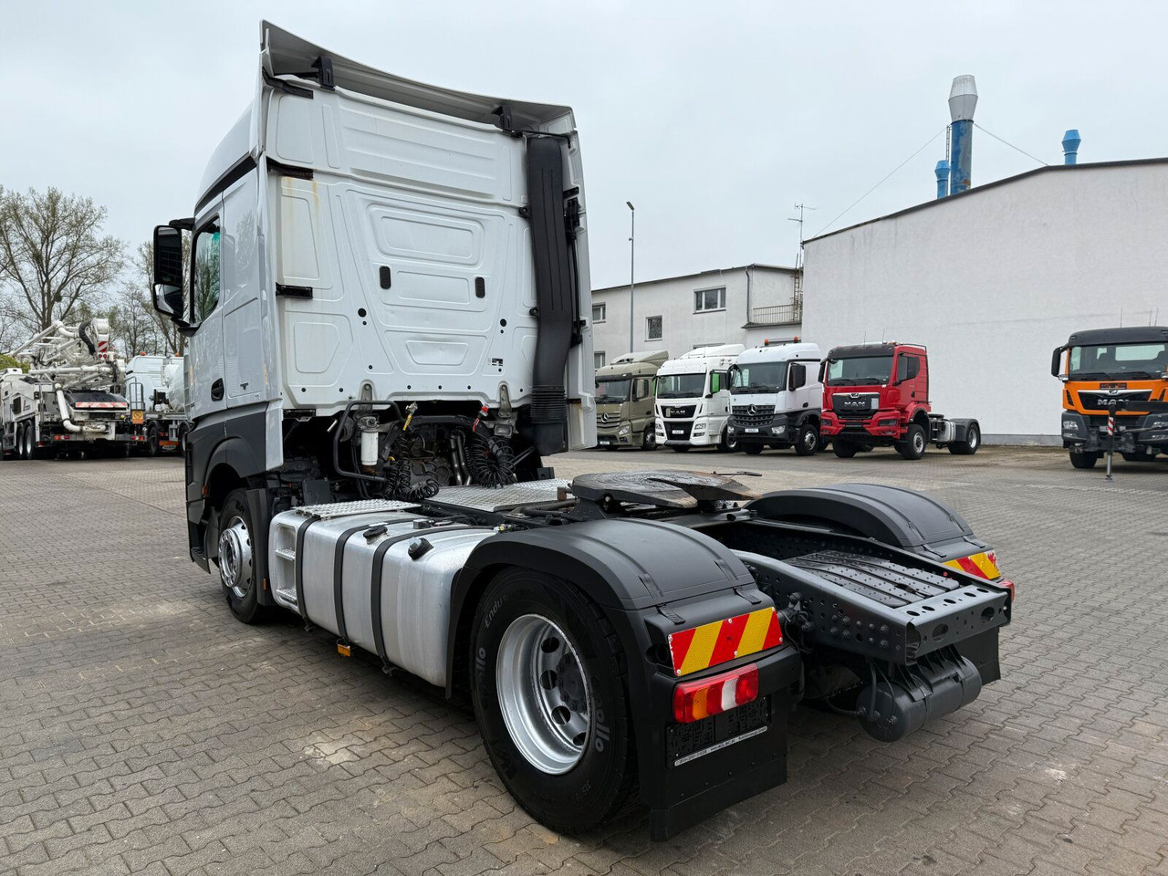 Mercedes-Benz Actros 1845 SZM 4x2 Retarder Kipphydraulik - Tracteur routier: photos 5 Mercedes-Benz Actros 1845 SZM 4x2 Retarder Kipphydraulik - Tracteur routier: photos 5
