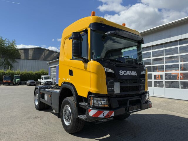 Scania G450 XT 4x4 Euro 6 SZM Kipphydraulik Blatt/ Luft - Tracteur routier: photos 1 Scania G450 XT 4x4 Euro 6 SZM Kipphydraulik Blatt/ Luft - Tracteur routier: photos 1