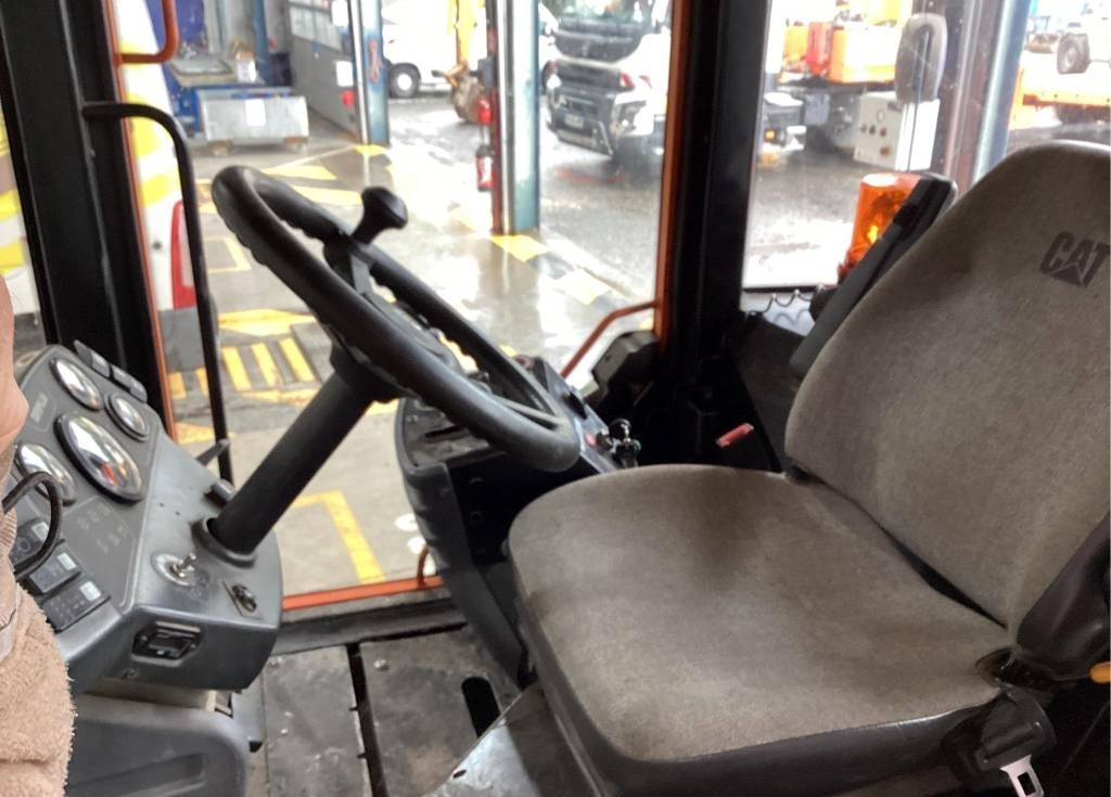 CAT CB 434 D - Rouleau compresseur: photos 3 CAT CB 434 D - Rouleau compresseur: photos 3