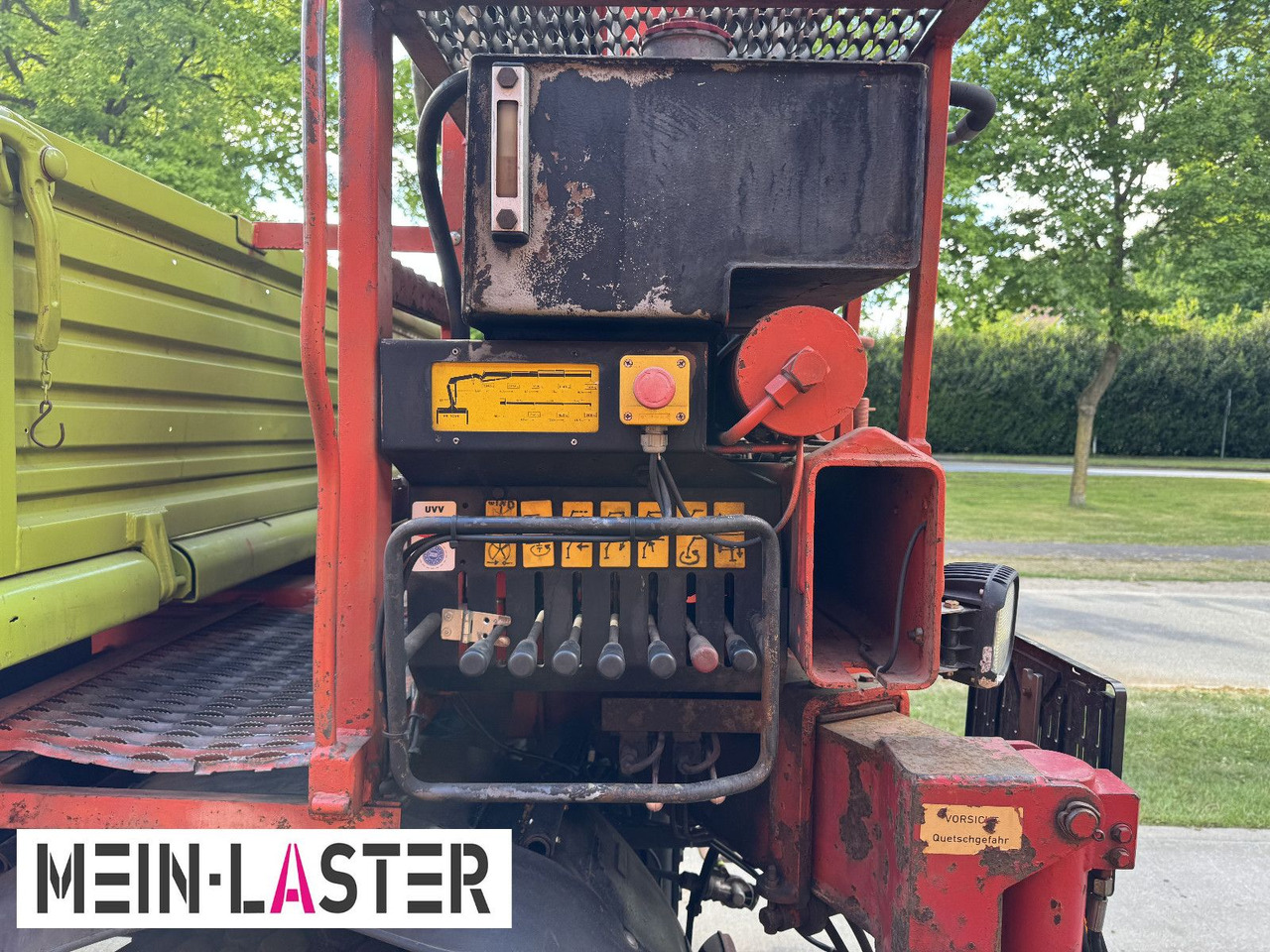 Camion grue Unimog U 1650 PK 10500 Kran 15 m max. 3,9 t Seilwinde: photos 17