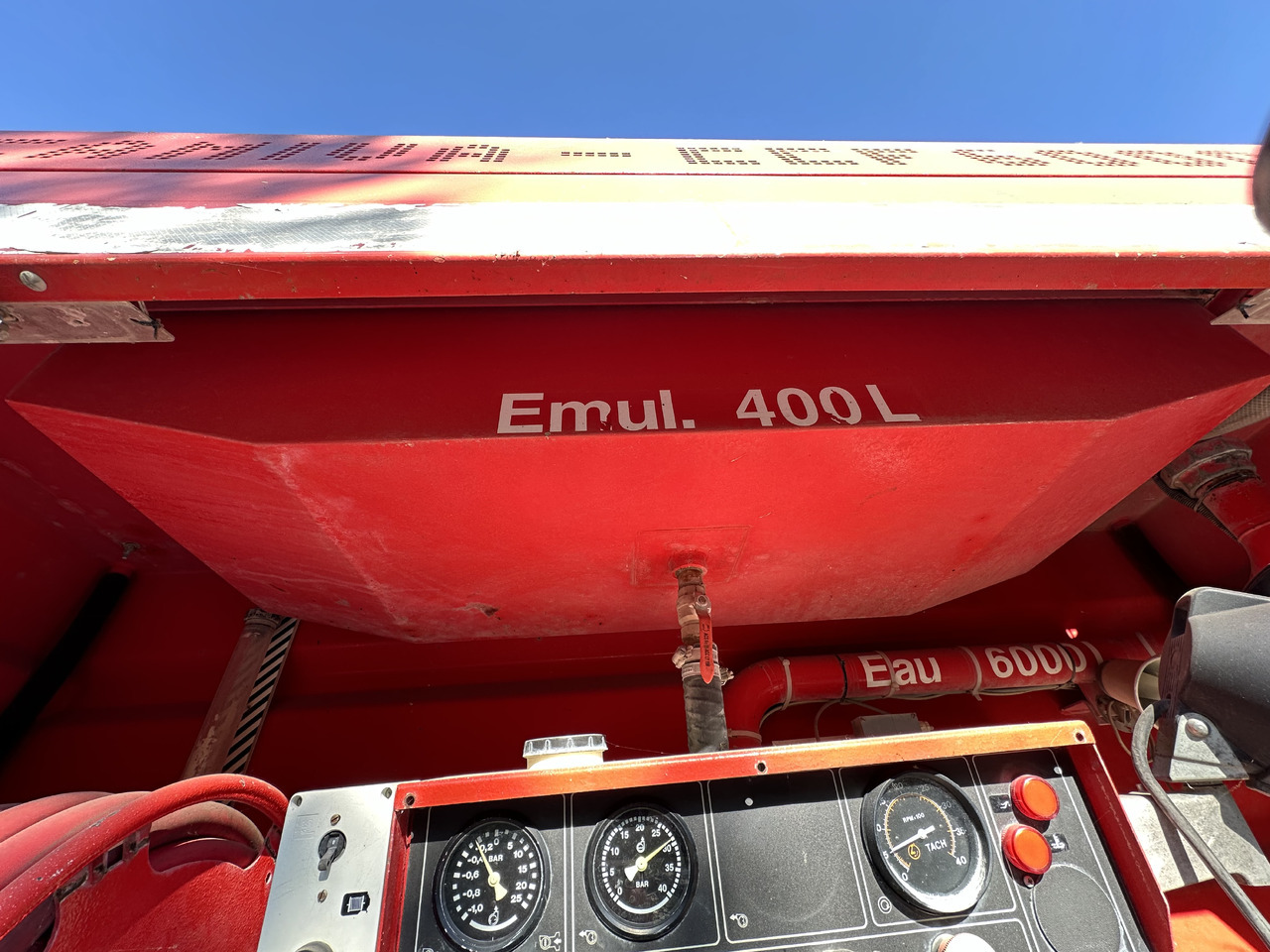 Camion de pompier IVECO EUROCARGO 190E30. 4x4: photos 16