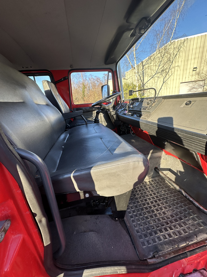 Camion de pompier Renault M 210: photos 10