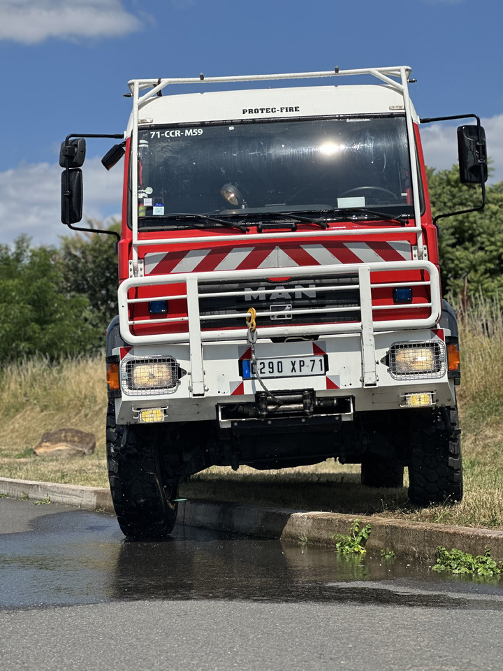SHACMAN LE. 18-220 - Camion de pompier: photos 2 SHACMAN LE. 18-220 - Camion de pompier: photos 2