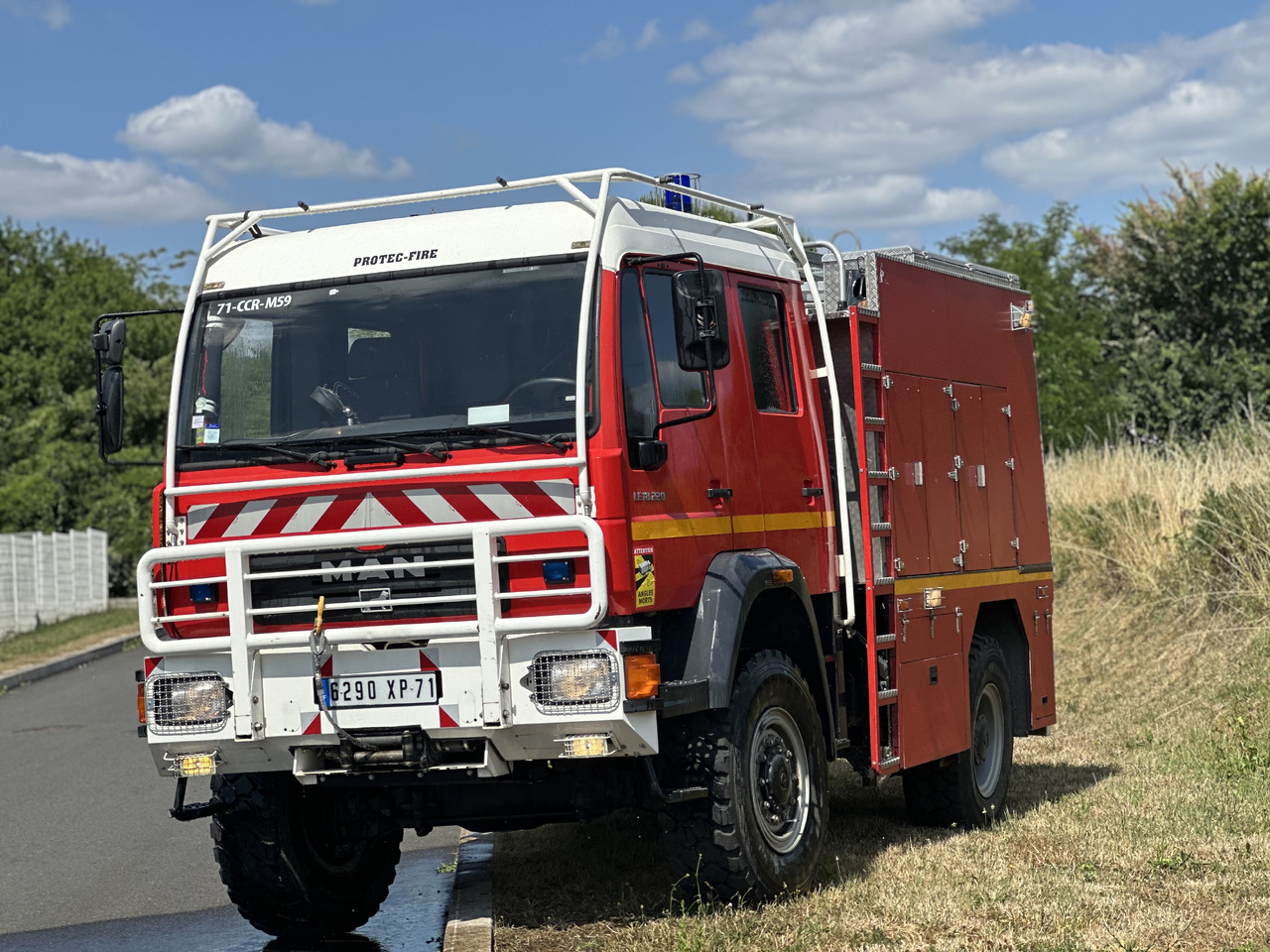 SHACMAN LE. 18-220 - Camion de pompier: photos 3 SHACMAN LE. 18-220 - Camion de pompier: photos 3