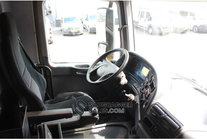 Camion hydrocureur Mercedes-Benz Actros 4160 V8 RSP 3T 2014 Saugbagger: photos 12 Camion hydrocureur Mercedes-Benz Actros 4160 V8 RSP 3T 2014 Saugbagger: photos 12