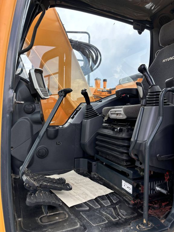 Hyundai HX 145 Hyundai HX 145 - Pelle sur chenille: photos 5 Hyundai HX 145 Hyundai HX 145 - Pelle sur chenille: photos 5