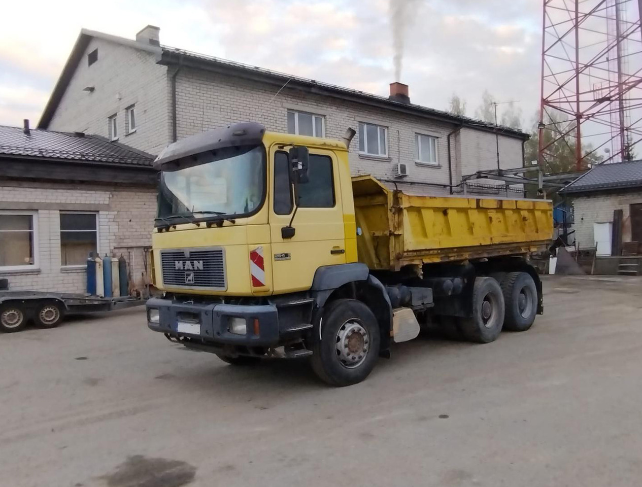 MAN 26.403 - Camion benne: photos 4 MAN 26.403 - Camion benne: photos 4