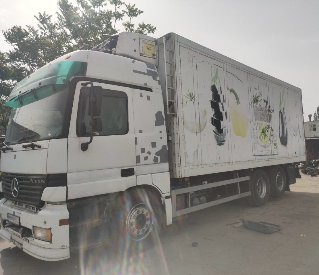 Camion frigorifique MERCEDES-BENZ Actros 2543: photos 11