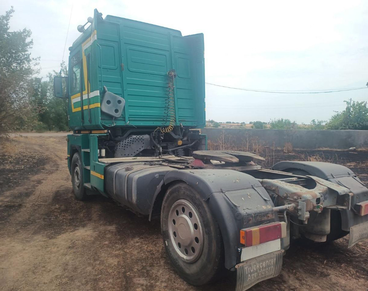 RENAULT Magnum 440 - Tracteur routier: photos 5 RENAULT Magnum 440 - Tracteur routier: photos 5