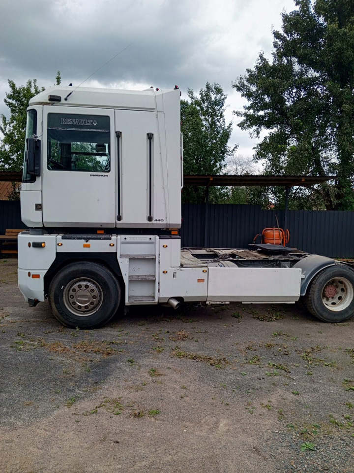 RENAULT Magnum 440 - Tracteur routier: photos 4 RENAULT Magnum 440 - Tracteur routier: photos 4