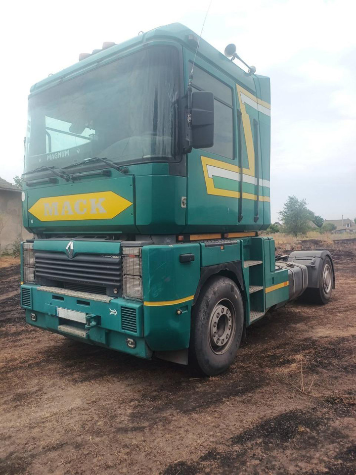 RENAULT Magnum 440 - Tracteur routier: photos 3 RENAULT Magnum 440 - Tracteur routier: photos 3