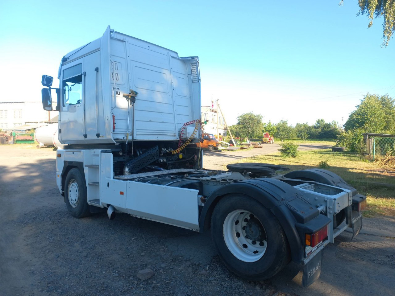 RENAULT Magnum 440 - Tracteur routier: photos 4 RENAULT Magnum 440 - Tracteur routier: photos 4