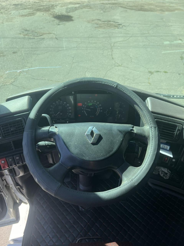 Tracteur routier RENAULT Magnum 440 ID1576S: photos 6 Tracteur routier RENAULT Magnum 440 ID1576S: photos 6