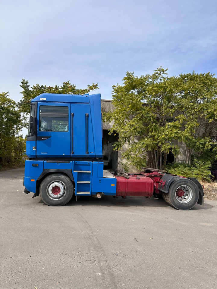 RENAULT Magnum 470 | ID1613S - Tracteur routier: photos 4 RENAULT Magnum 470 | ID1613S - Tracteur routier: photos 4