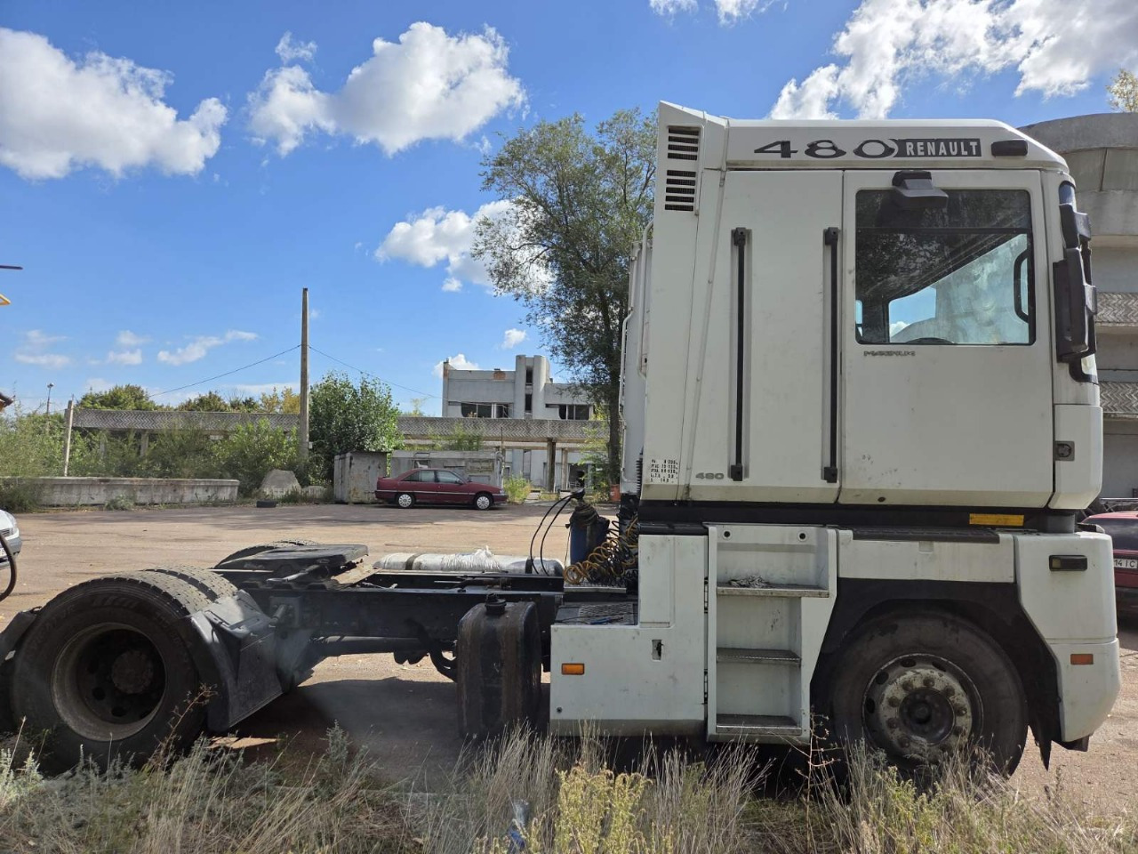 RENAULT Magnum 480 - Tracteur routier: photos 1 RENAULT Magnum 480 - Tracteur routier: photos 1
