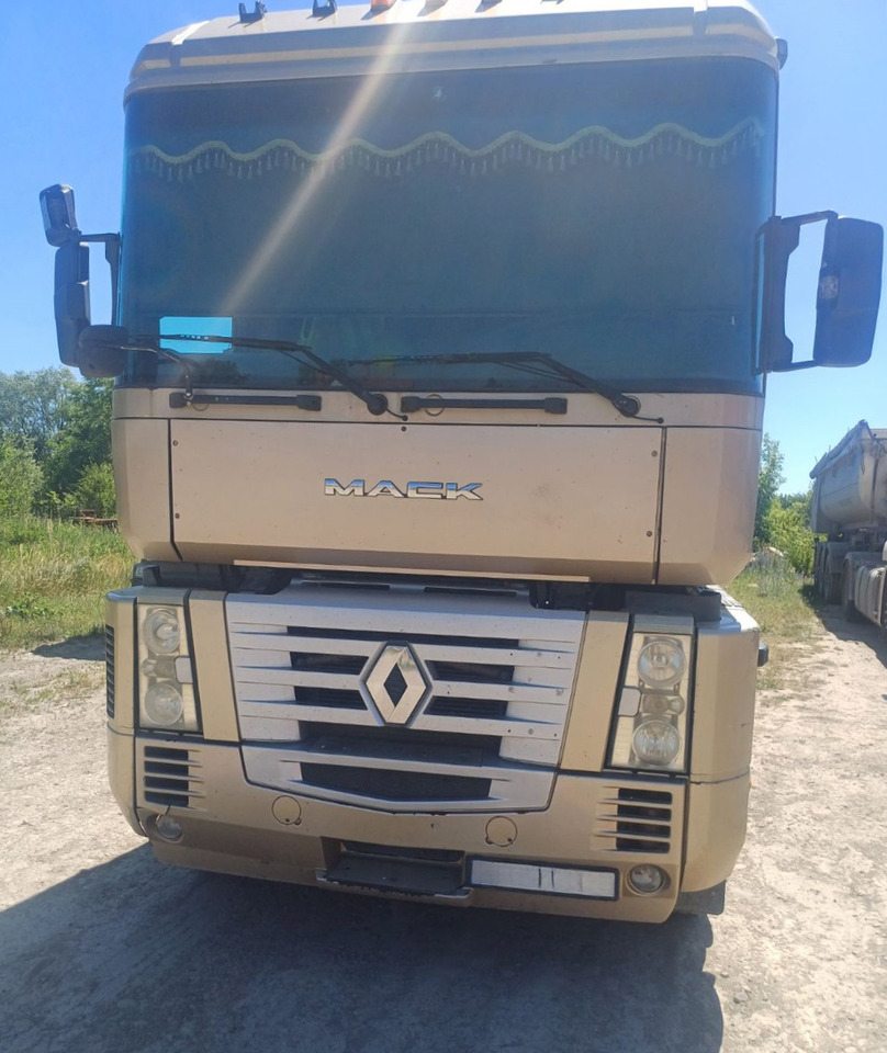 RENAULT Magnum 480 - Tracteur routier: photos 3 RENAULT Magnum 480 - Tracteur routier: photos 3