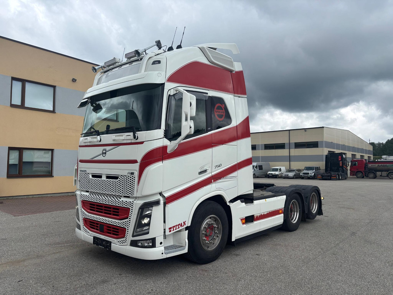 VOLVO FH16.750 - Tracteur routier: photos 2 VOLVO FH16.750 - Tracteur routier: photos 2